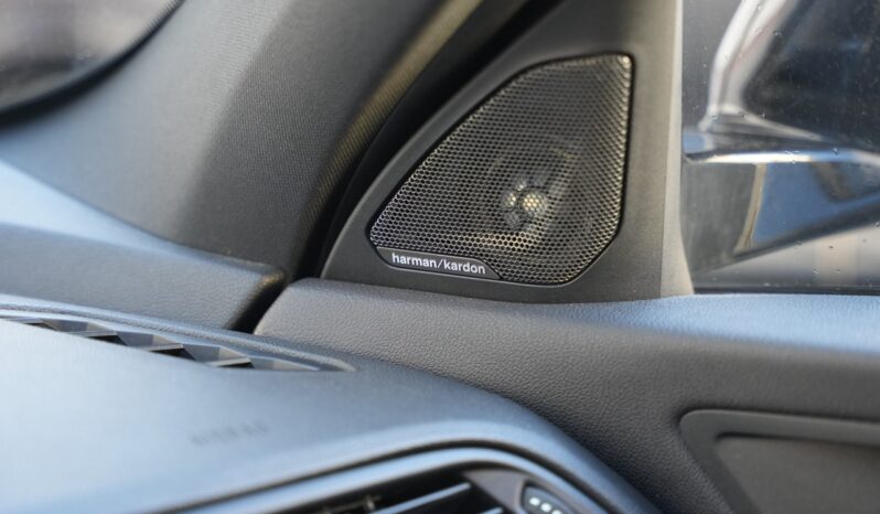 BMW M135i xDrive full