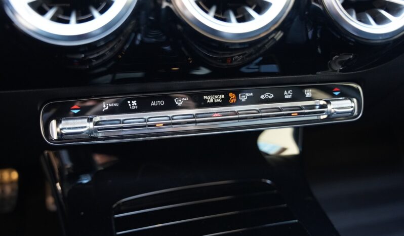 Mercedes-Benz A 250 e AMG Line 8G-DCT full
