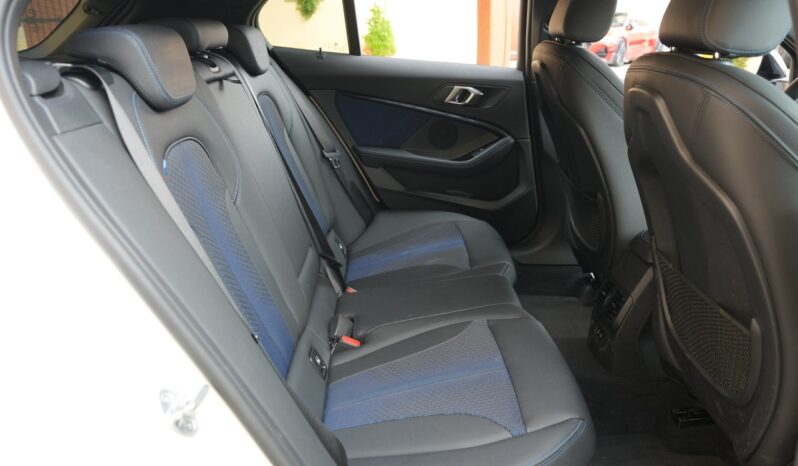 BMW M135i xDrive full
