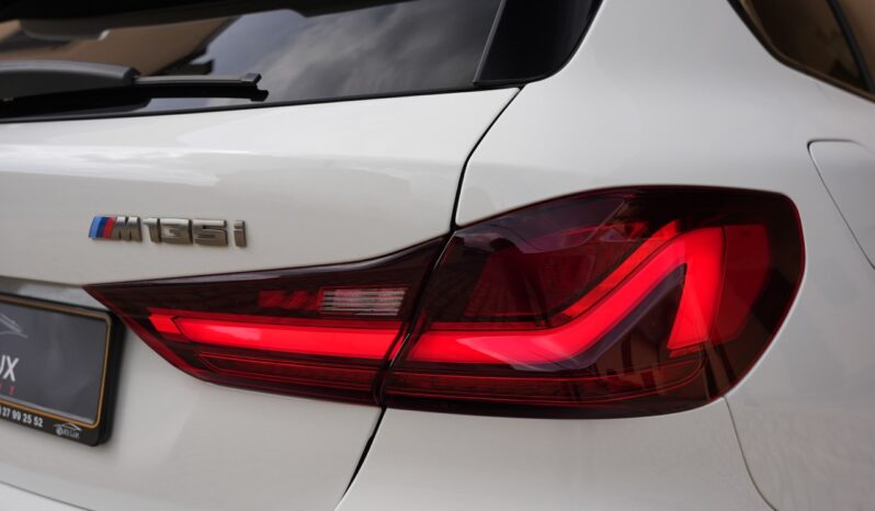 BMW M135i xDrive full