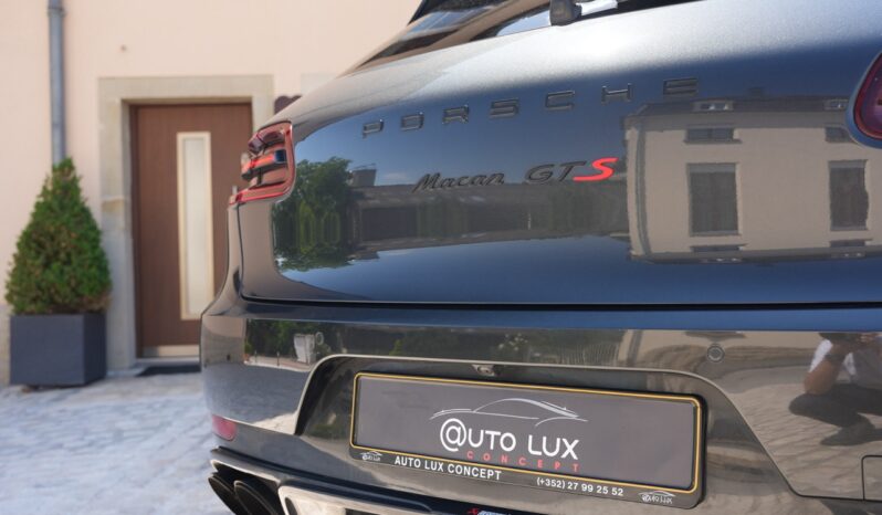Porsche Macan GTS full