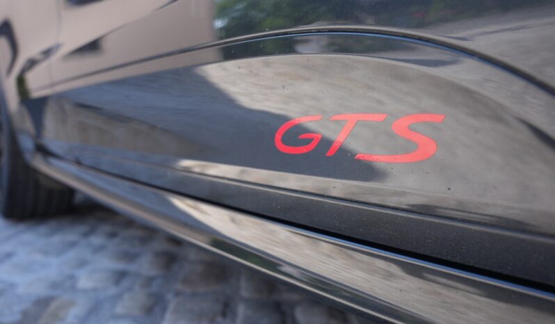 Porsche Macan GTS full