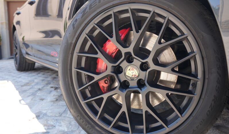 Porsche Macan GTS full