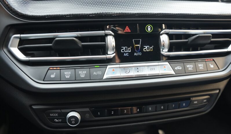 BMW M135i xDrive full