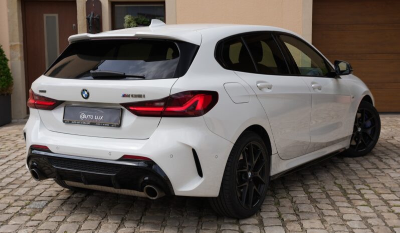 BMW M135i xDrive full