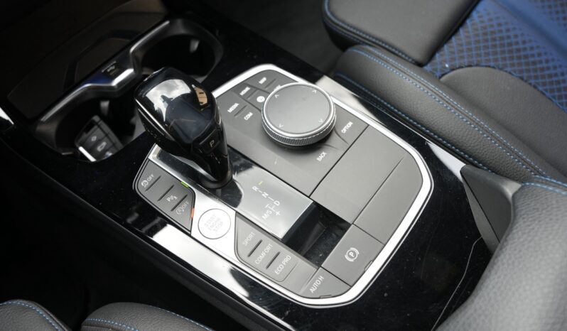 BMW M135i xDrive full