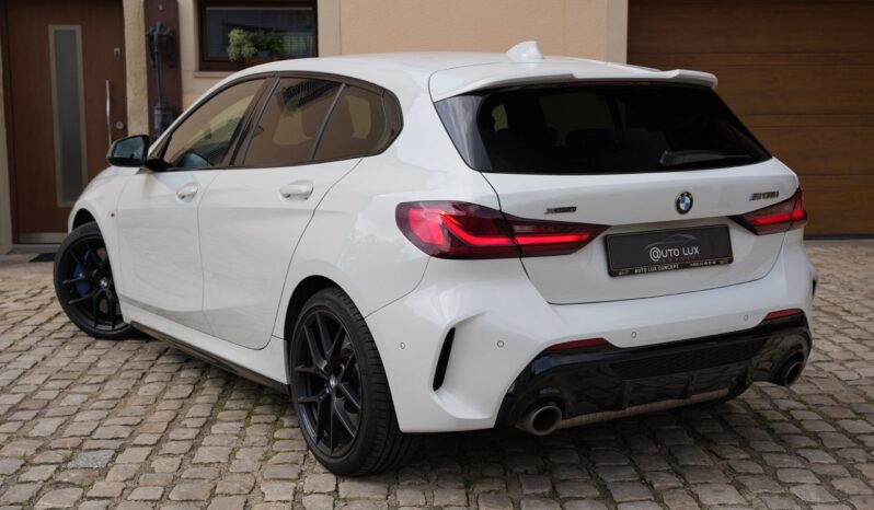 BMW M135i xDrive full