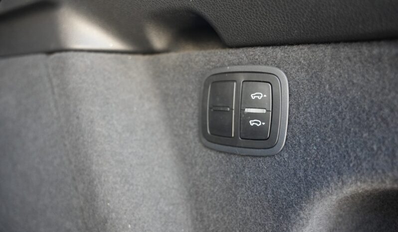 Porsche Macan GTS full