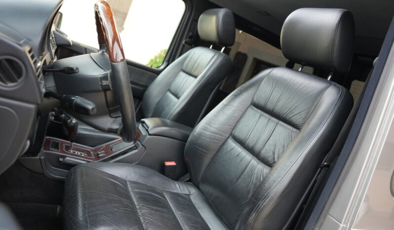 Mercedes-Benz G 400 CDI Station Wagon Court full