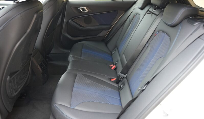 BMW M135i xDrive full
