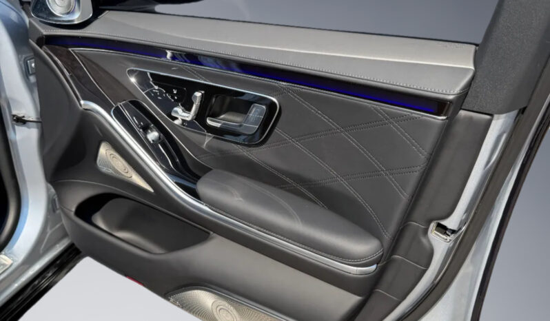 Mercedes-Maybach S 680 4MATIC Night Series full