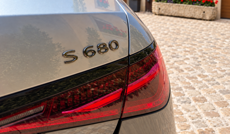 Mercedes-Maybach S 680 4MATIC Night Series full