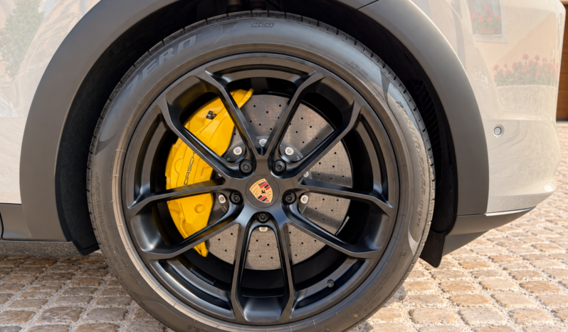 Porsche Cayenne Turbo E-Hybrid Coupé avec Pack GT full