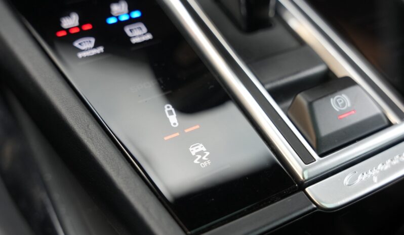 Porsche Cayenne Turbo full