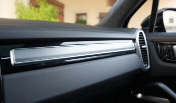 Porsche Cayenne Turbo full