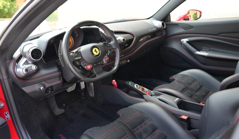Ferrari F8 Tributo full