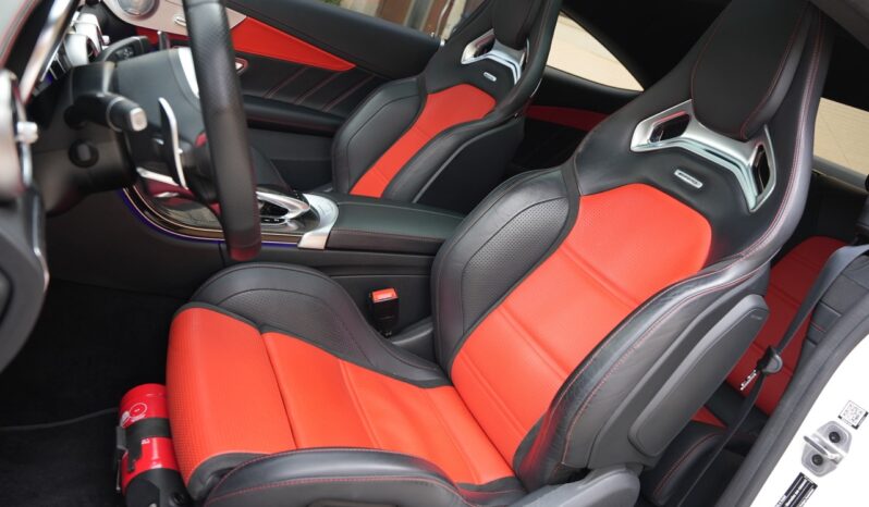 Mercedes-AMG C 63 S Coupé full