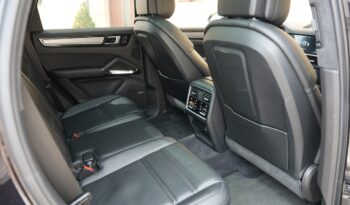 Porsche Cayenne Turbo full