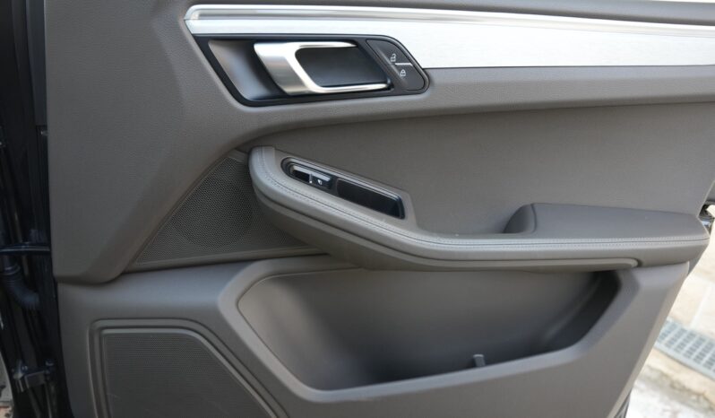Porsche Macan S full
