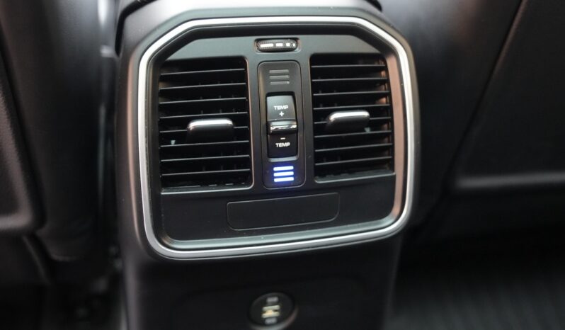 Porsche Macan GTS full