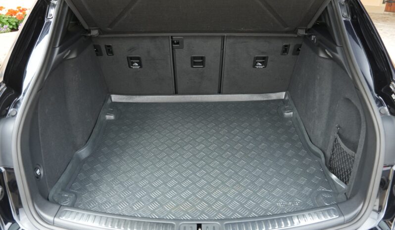 Porsche Macan GTS full