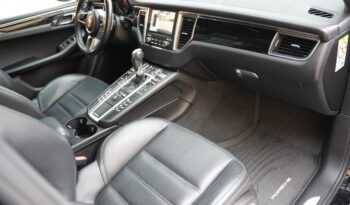 Porsche Macan GTS full