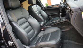 Porsche Macan GTS full