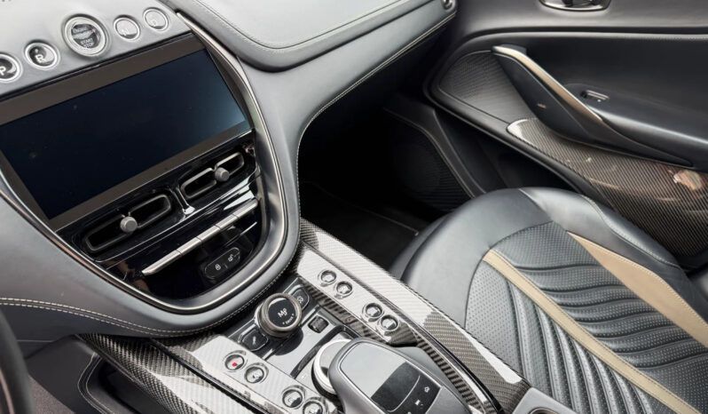 Aston Martin DBX 707 full