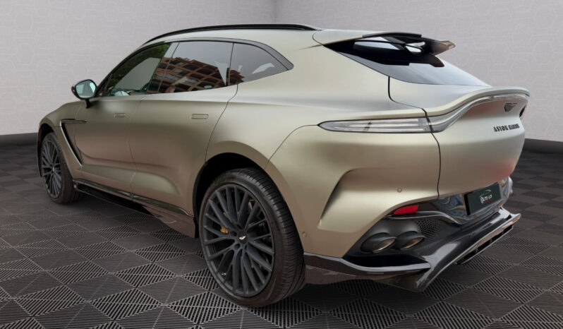 Aston Martin DBX 707 full