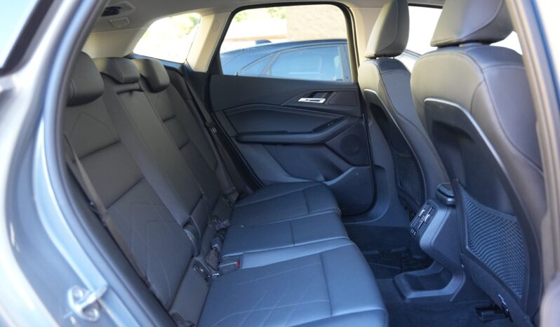 BMW 218d Active Tourer full