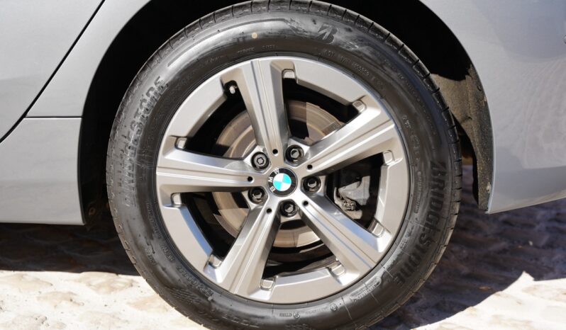 BMW 218d Active Tourer full