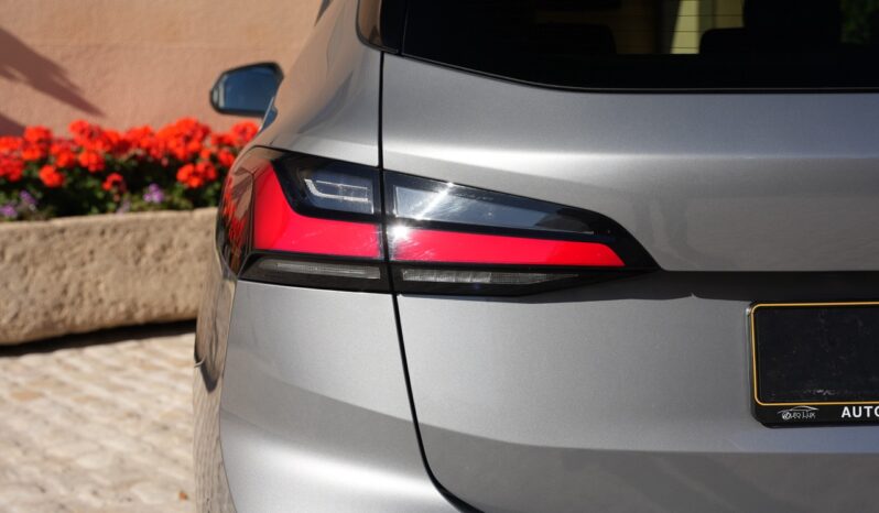BMW 218d Active Tourer full