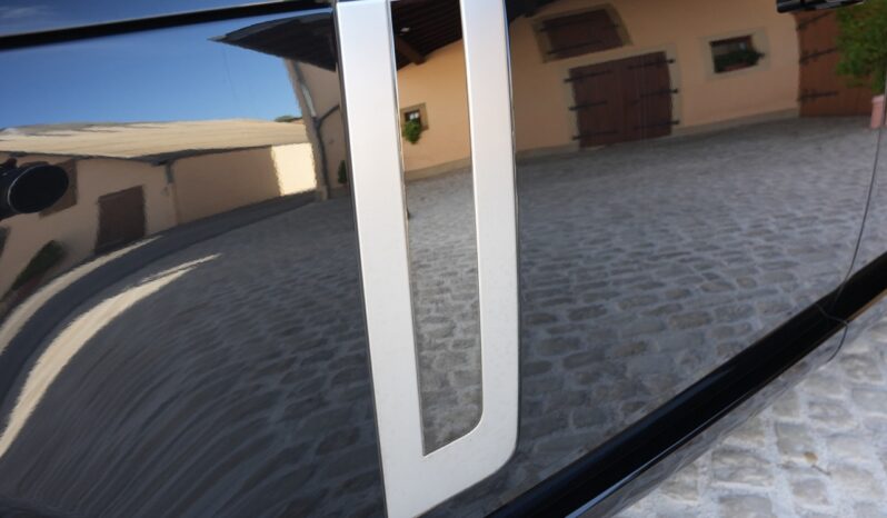 Land Rover – Range Rover LWB P530 SV full