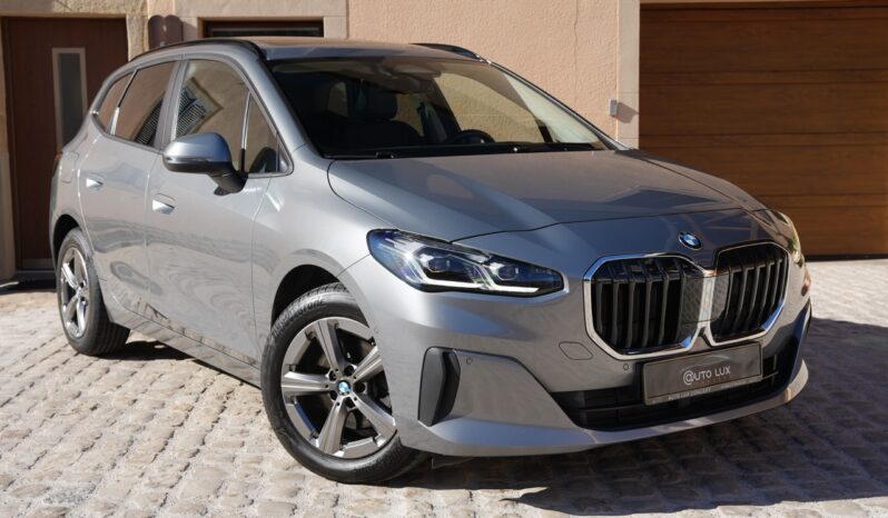 BMW 218d Active Tourer full