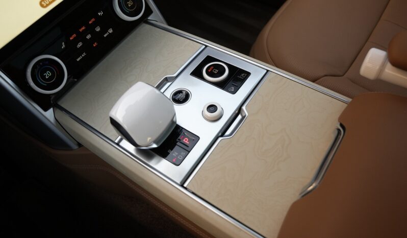 Land Rover – Range Rover LWB P530 SV full