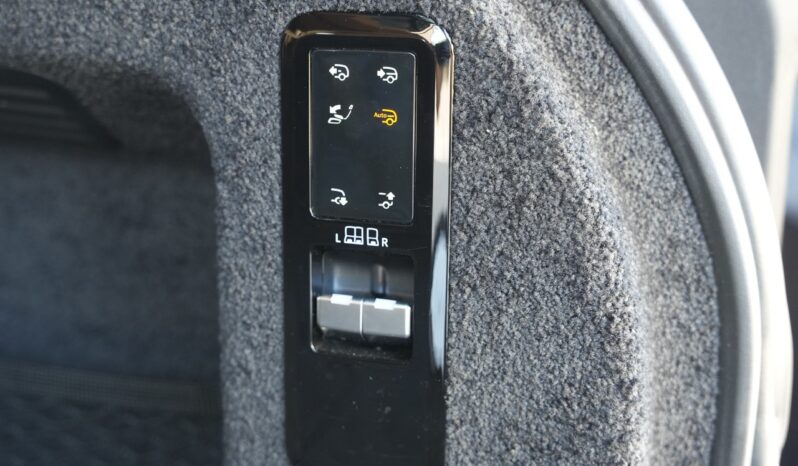 Land Rover – Range Rover LWB P530 SV full