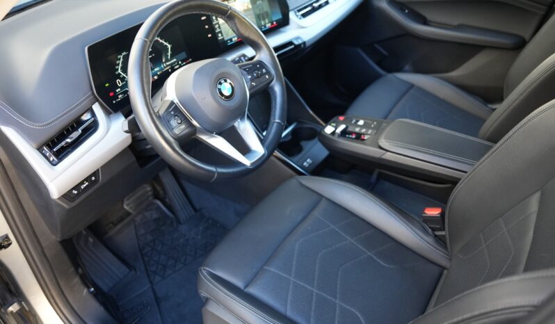 BMW 218d Active Tourer full