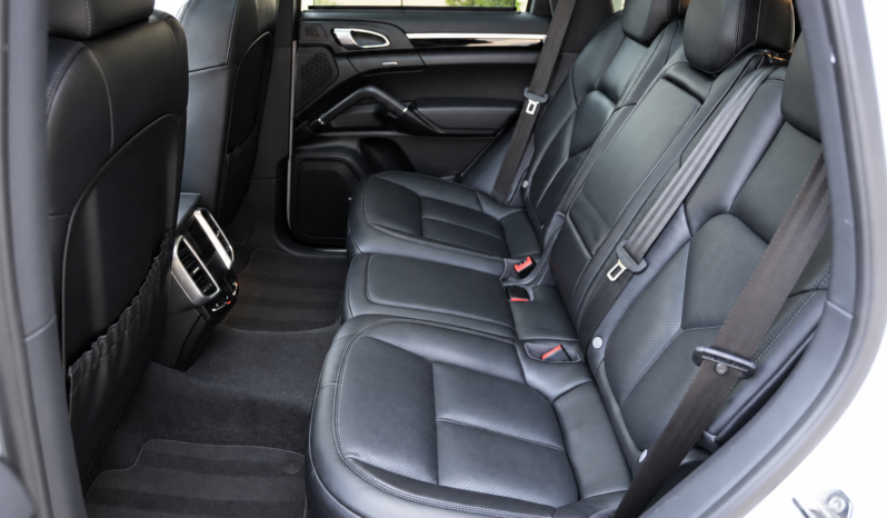 Porsche Cayenne Diesel full