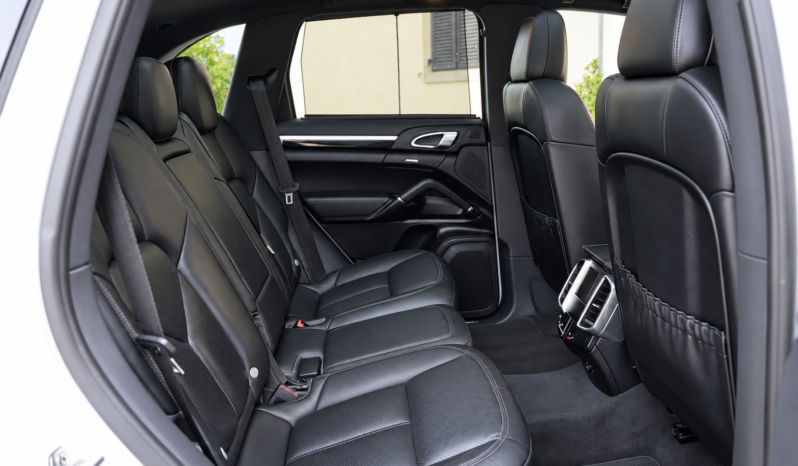 Porsche Cayenne Diesel full