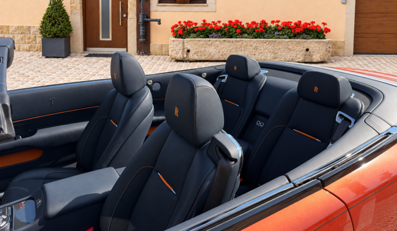 Rolls-Royce Dawn 6.6 V12 Black Badge 600 ch full