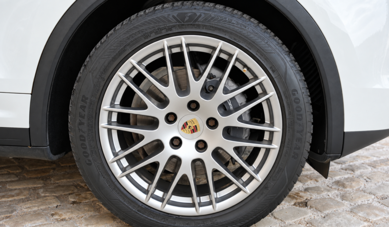 Porsche Cayenne Diesel full