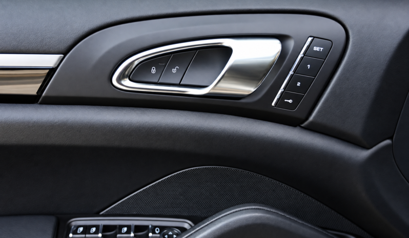 Porsche Cayenne Diesel full