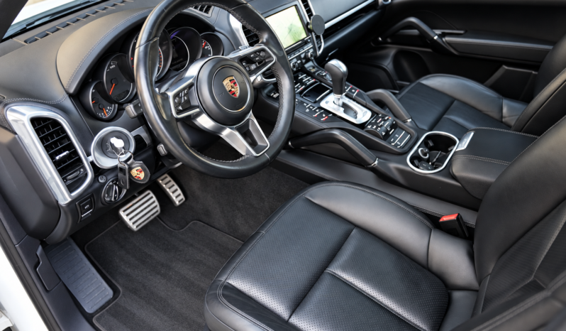 Porsche Cayenne Diesel full