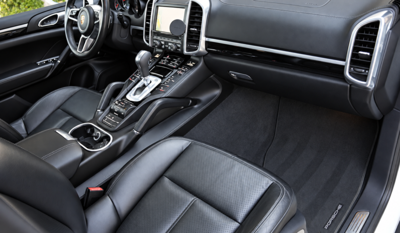 Porsche Cayenne Diesel full